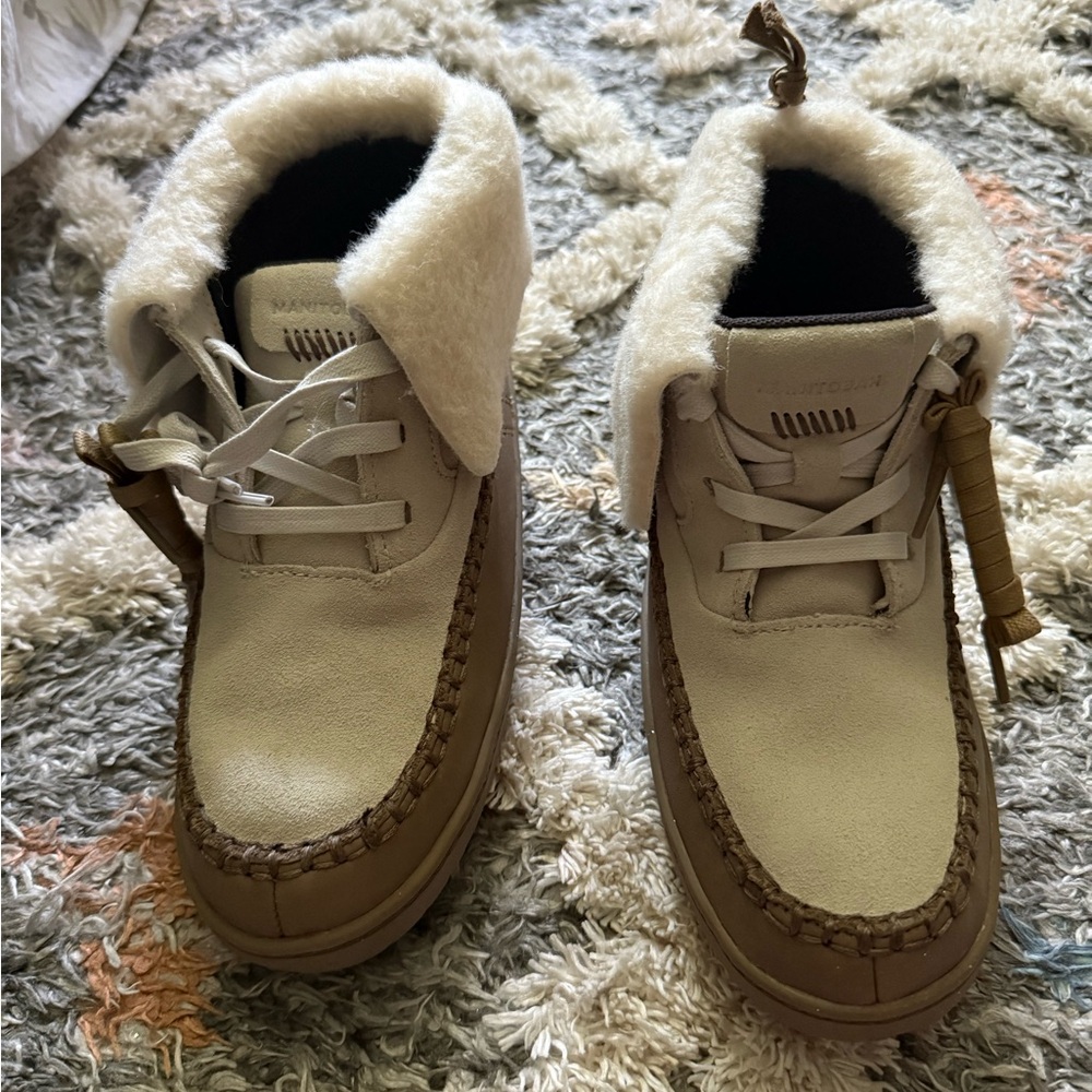 Cream and Brown Winter Boots with Plush Lining